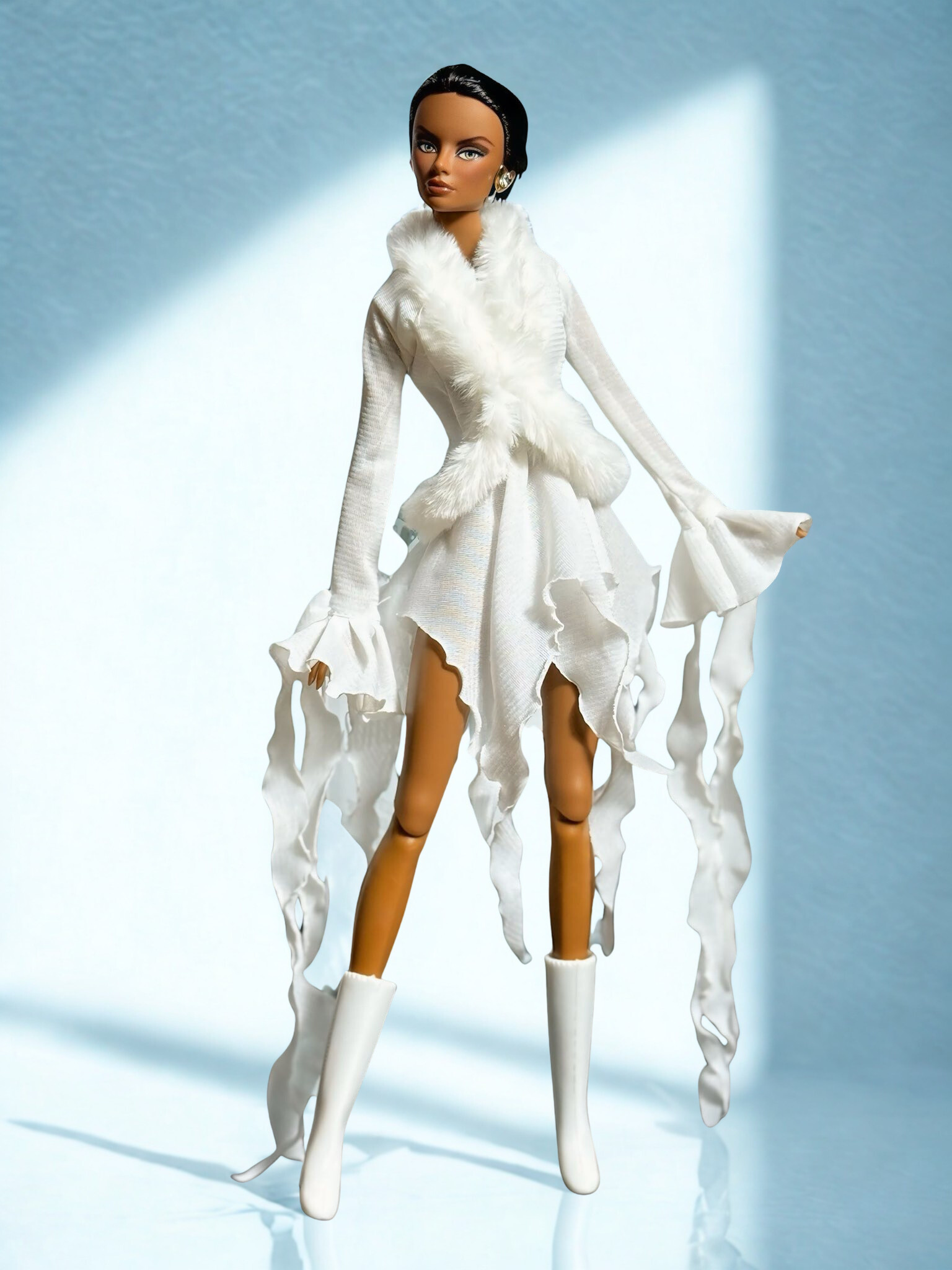 “Frost Whisper” Fashion Royalty 6.0 Doll Outfit – OOAK Handmade White Ensemble